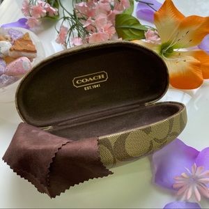 Coach Sunglasses Case w Cleaning Cloth